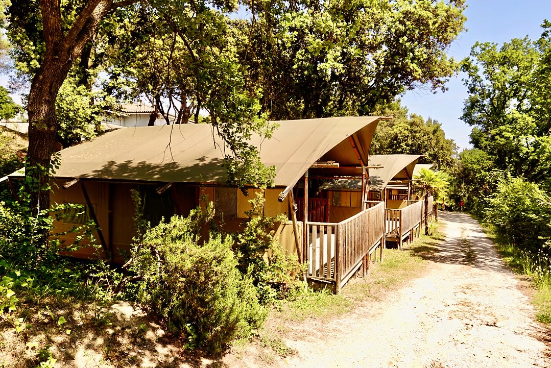 Camping Mar y Sierra - Safaritent 4 personen incl. sanitair