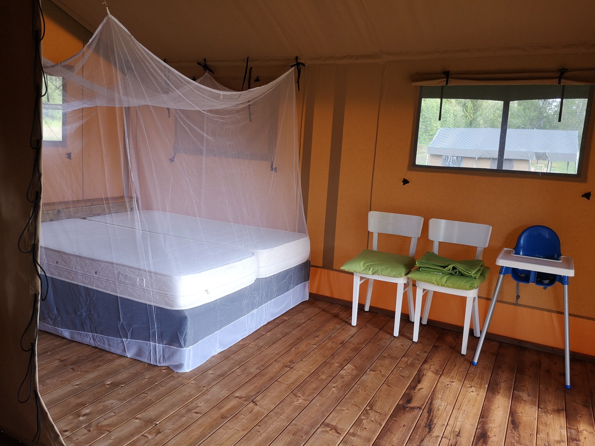 campingtisch klappbar hhenverstellbar Campingtisch Set klappbar 120x60 cm mit 4 Hockern hhenverstellbar Out