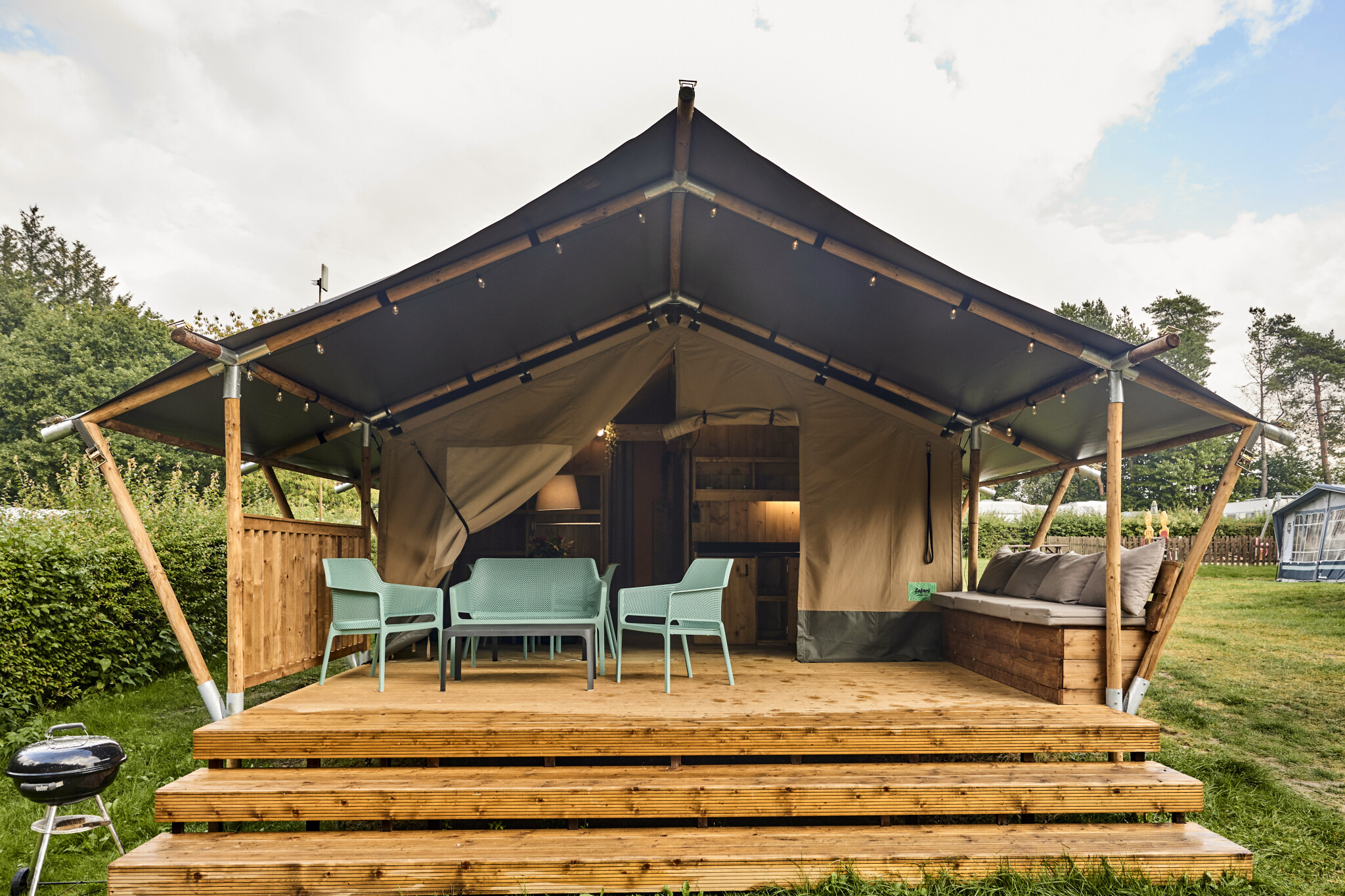 Camping Vestbirk - Tente safari pour 4 personnes avec sanitaires