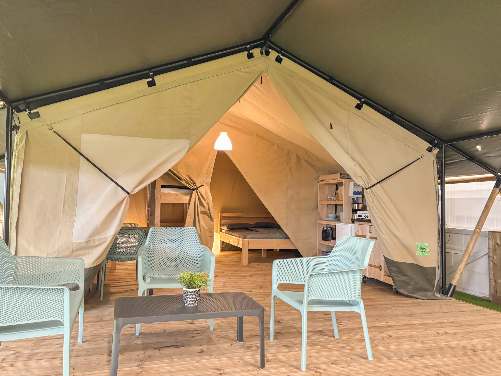 Camping Vestbirk - Tente safari 6 personnes avec toilettes