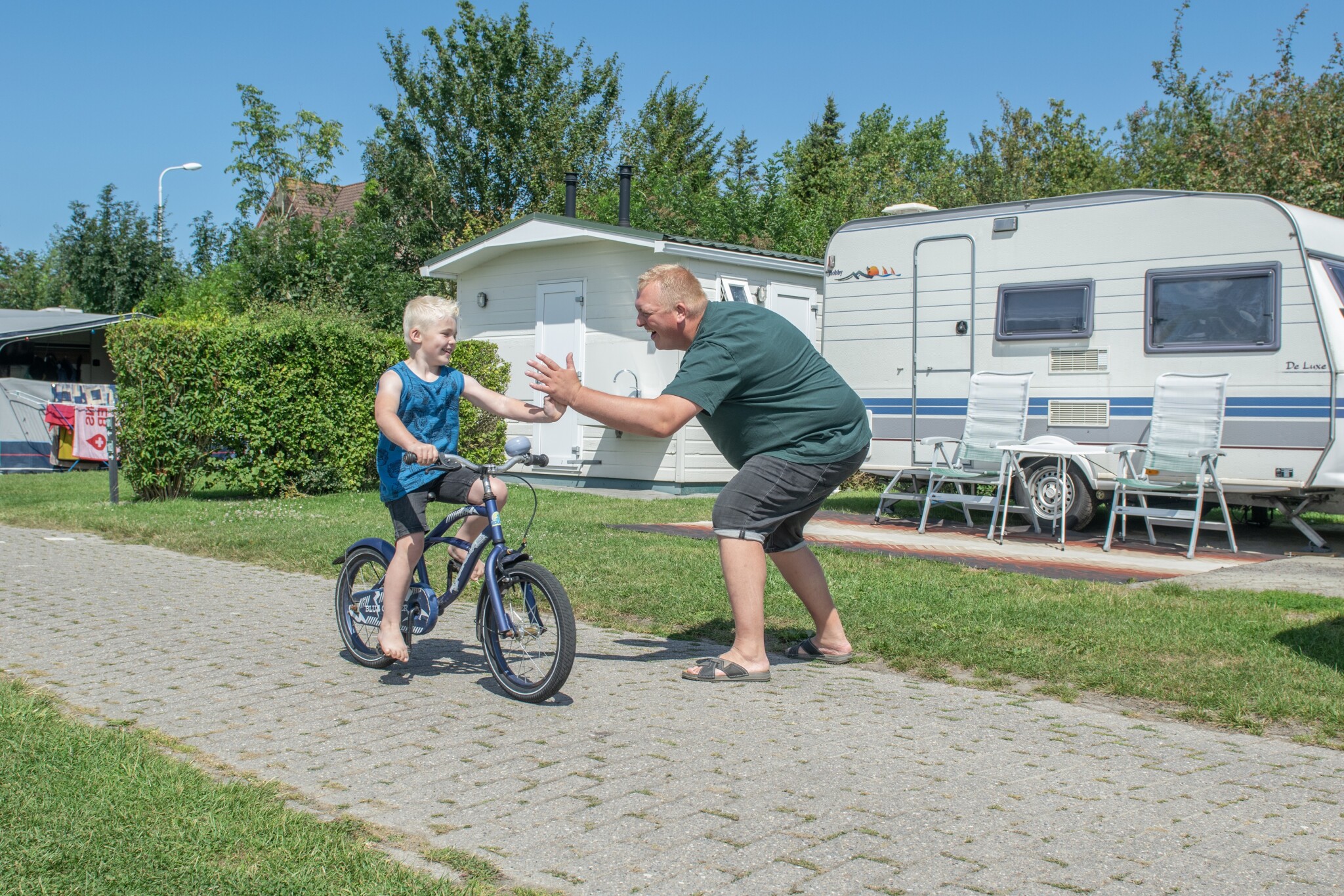 Emplacement confortable avec sanitaires privés